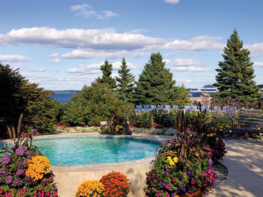 Holiday Inn Bar Harbor Regency Hotel, an IHG Hotel Exterior foto